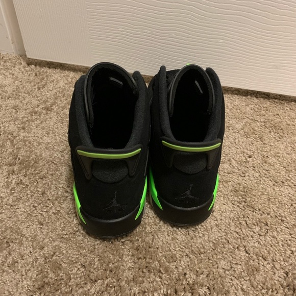 Jordan 6 Retro